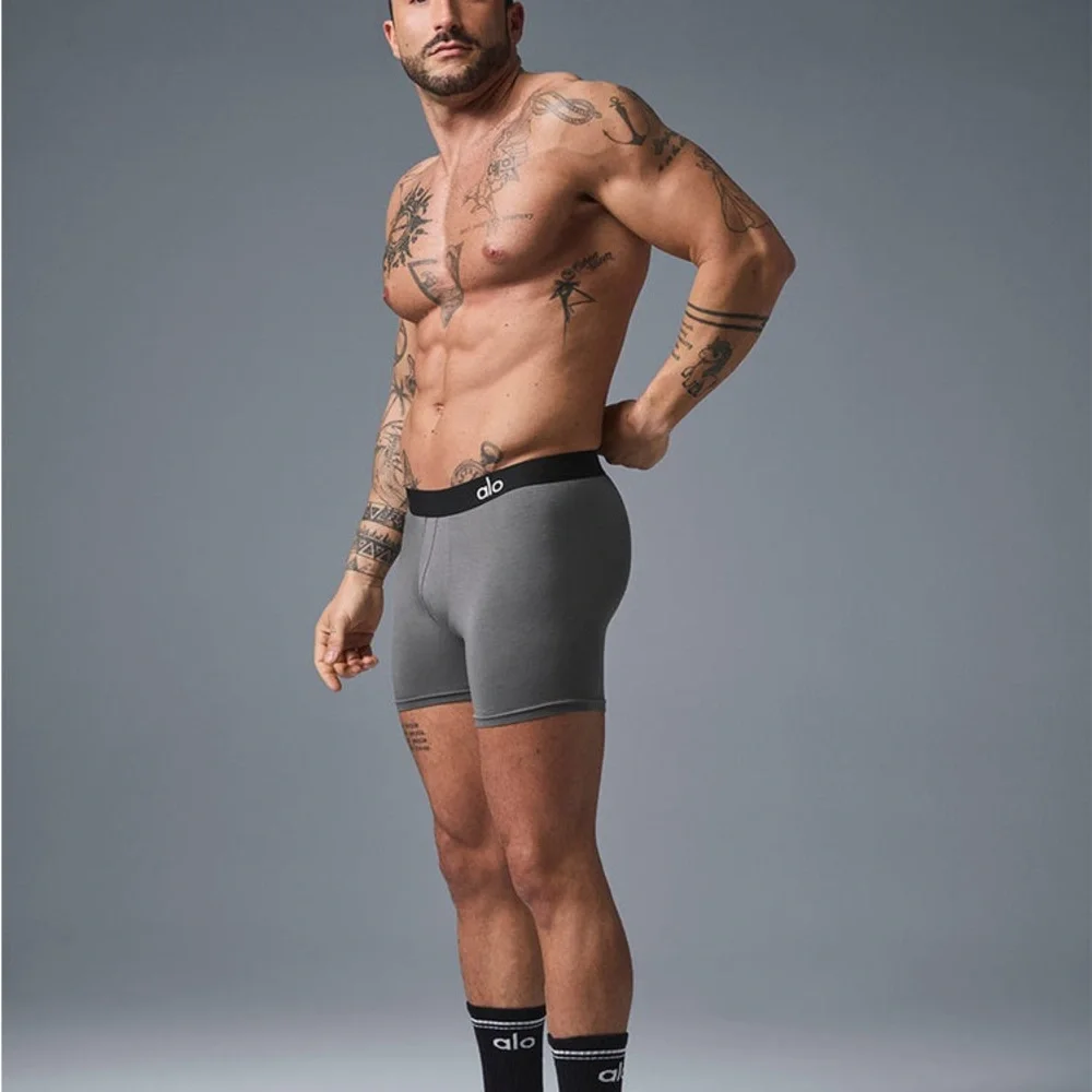 ALO Yoga Men's Grey Day and Night Boxer Briefs